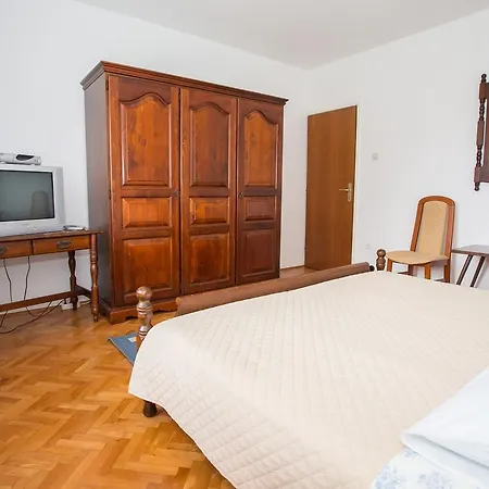 Guest house Branka Bruno Valenti 3*